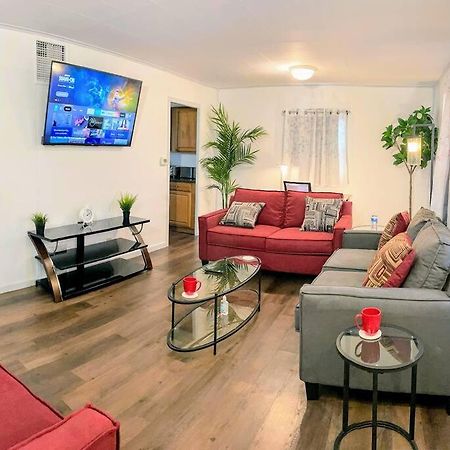 *King Bed/3Bds House Near Naval Base & 6Flags* Waukegan Exterior foto