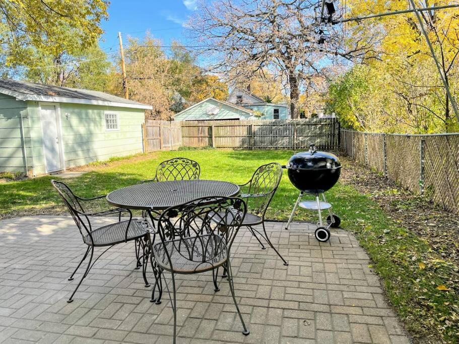 *King Bed/3Bds House Near Naval Base & 6Flags* Waukegan Exterior foto