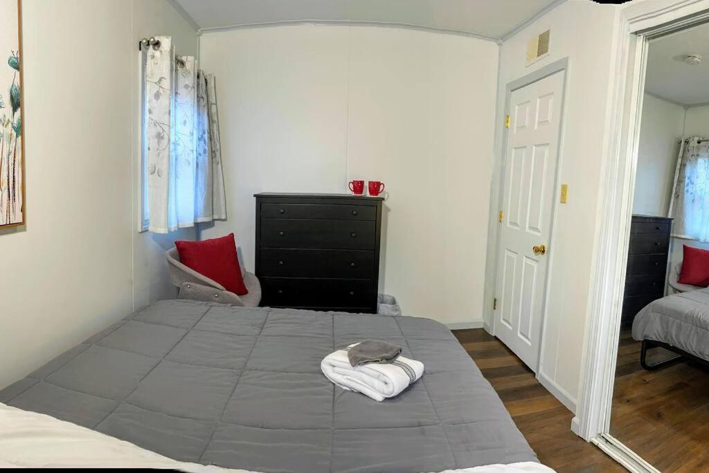 *King Bed/3Bds House Near Naval Base & 6Flags* Waukegan Exterior foto