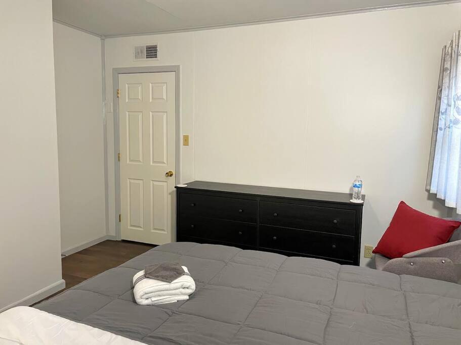 *King Bed/3Bds House Near Naval Base & 6Flags* Waukegan Exterior foto